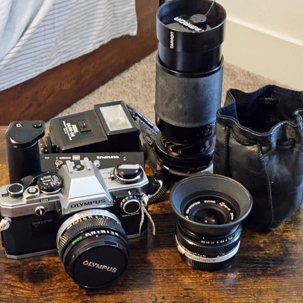 TESTED Olympus OM-10 SLR 35mm Film Camera Completed Set